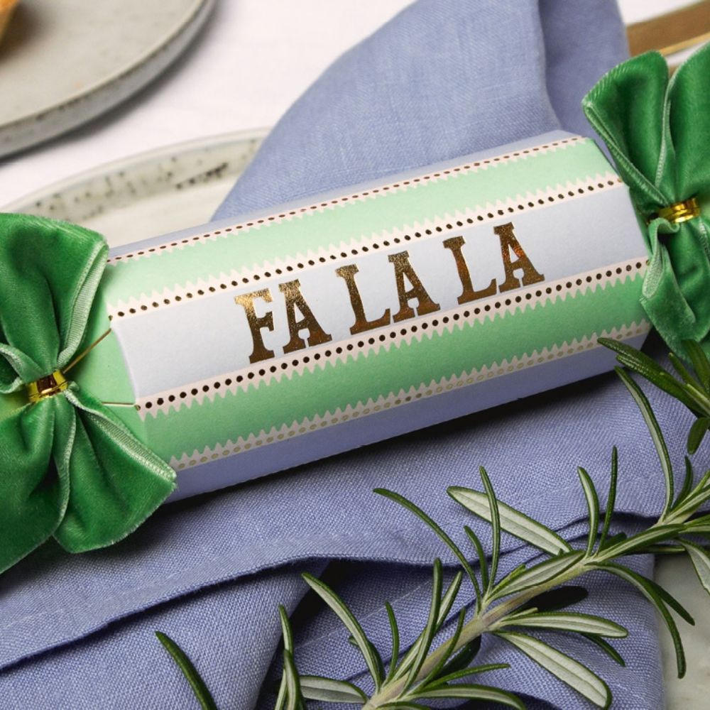 Yvonne Ellen - Luxury Crackers - Fa La La - (6 pack)