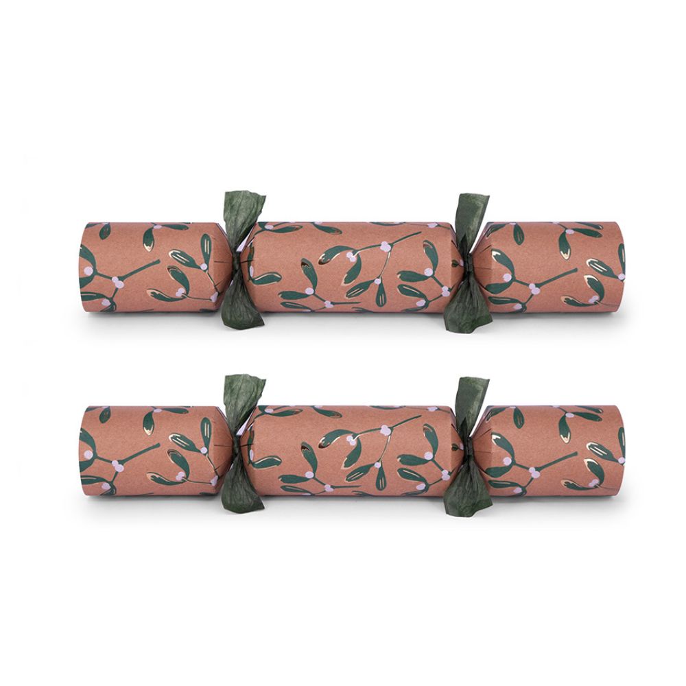 Deluxe Crackers - Mistletoe Kisses - (12 pack)