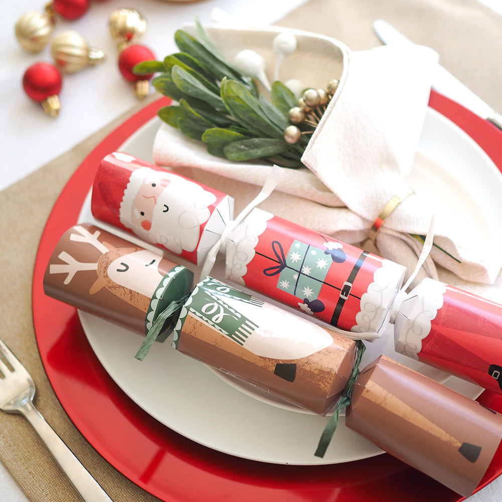 Santa and Reindeer Crackers (Box of 50)