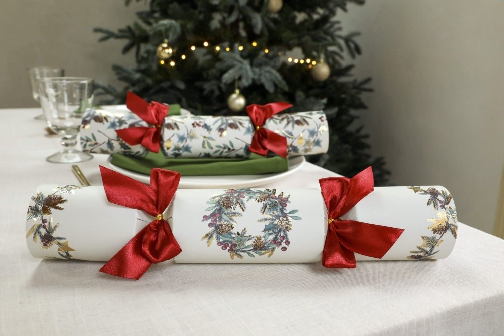 Natural Wreath Crackers (Box of 36) by Celebration Crackers - Christmas Cracker Warehouse