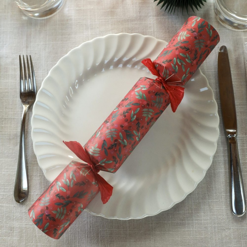 Traditional Foliage Crackers (Box of 50) Pre - Order by Celebration Crackers - Christmas Cracker Warehouse