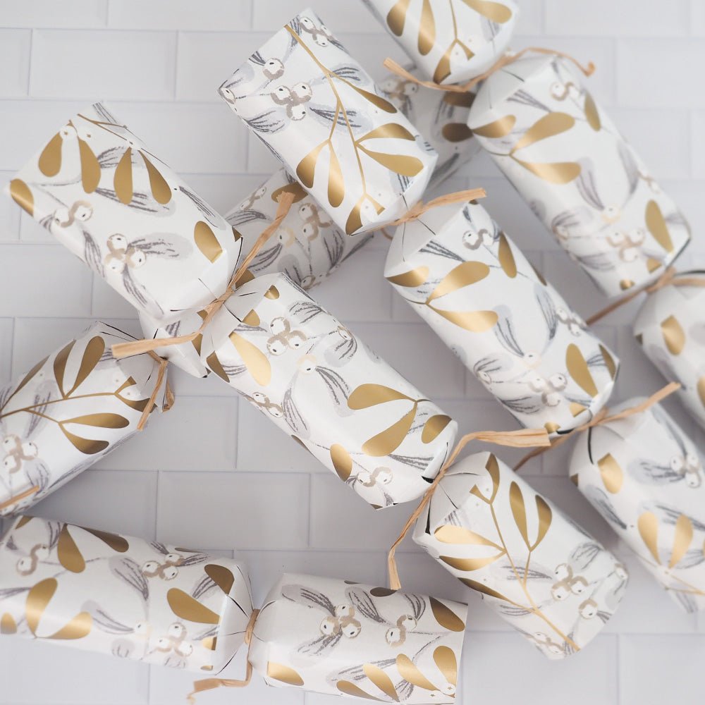 Luxury Eco Crackers - Mistletoe (Set of 6) by Talking Tables - Christmas Cracker Warehouse